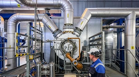 Die deutschen Gasspeicher sind derzeit deutlich geringer gefüllt als in den Vorjahren (Archivbild)  / Foto: Jan Woitas/dpa-Zentralbild/dpa