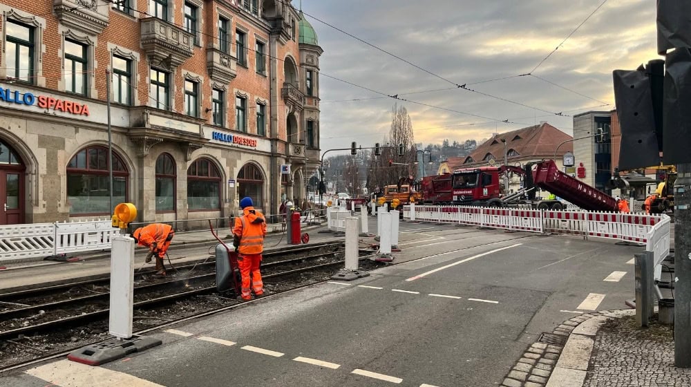 Reges Treiben auf der Baustelle am Schillerplatz. Foto: CdH