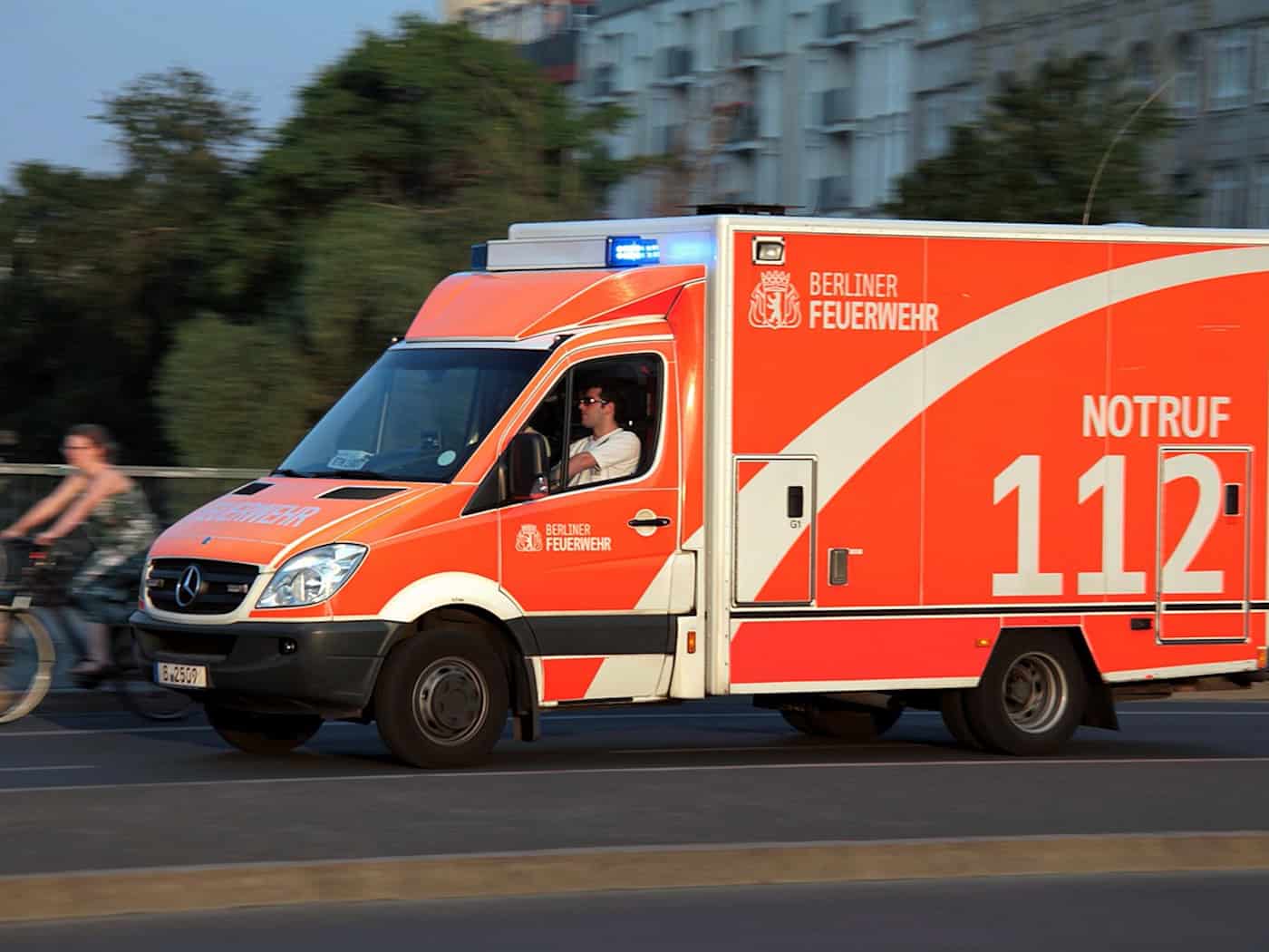 Dresden: 14-Jährige nach Straßenbahn-Unfall schwer verletzt