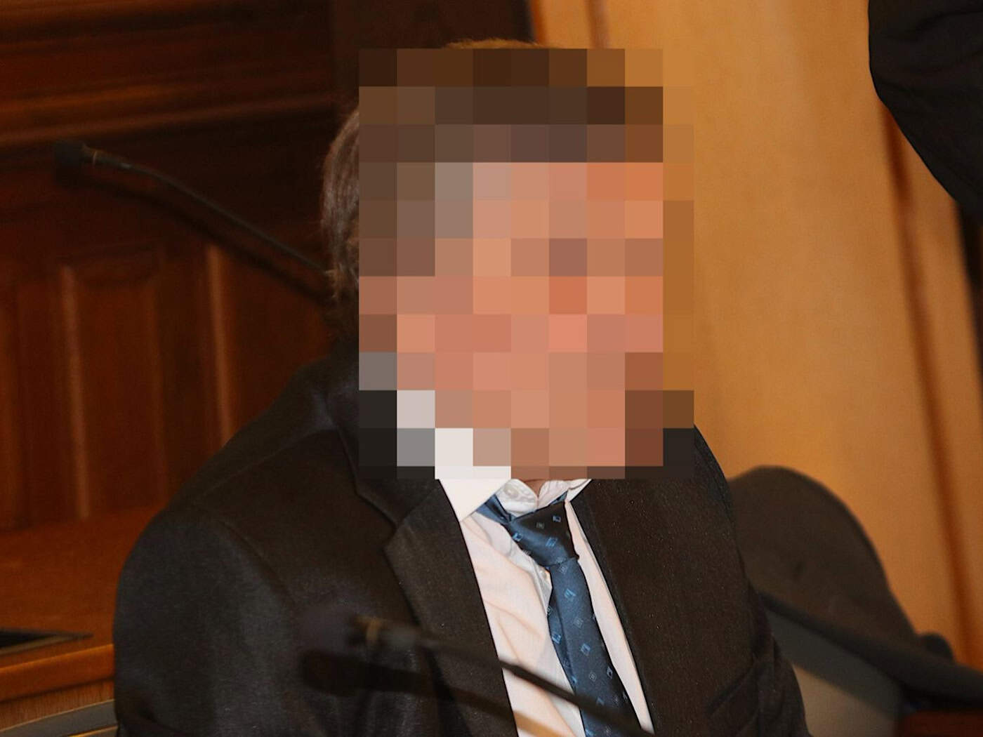 Der Angeklagte Vlastimil S. (64) im Gerichtssaal des Landgerichts. Foto: Lucas Böhme