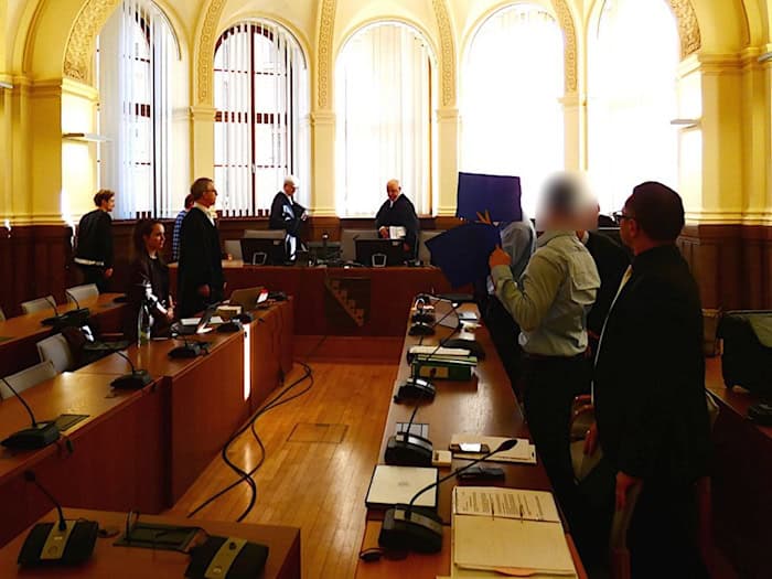 Prozessbeginn am Landgericht gegen zwei junge Männer wegen eines Raubüberfalls. Foto: Lucas Böhme