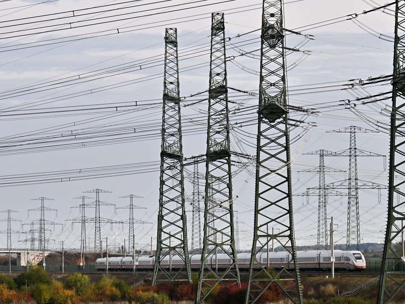 El Ministerio del Interior advierte: lagunas en la protección de infraestructuras