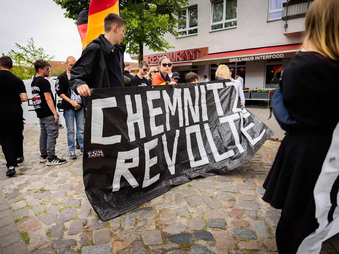 Prawicarskoekstremne zeskupjenje «Kamjenica Revolte» steji dale we wizěrowanju wěstotnych zarjadow. (Archivbild) / Foto: Christoph Soeder/dpa