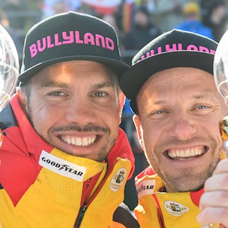 Rodel-Duo Wendl/Arlt holt Kristallkugel in Jeans ab