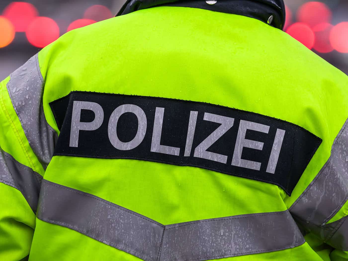 Staatsschutz ermittelt nach Angriffen auf Firmenfahrzeuge