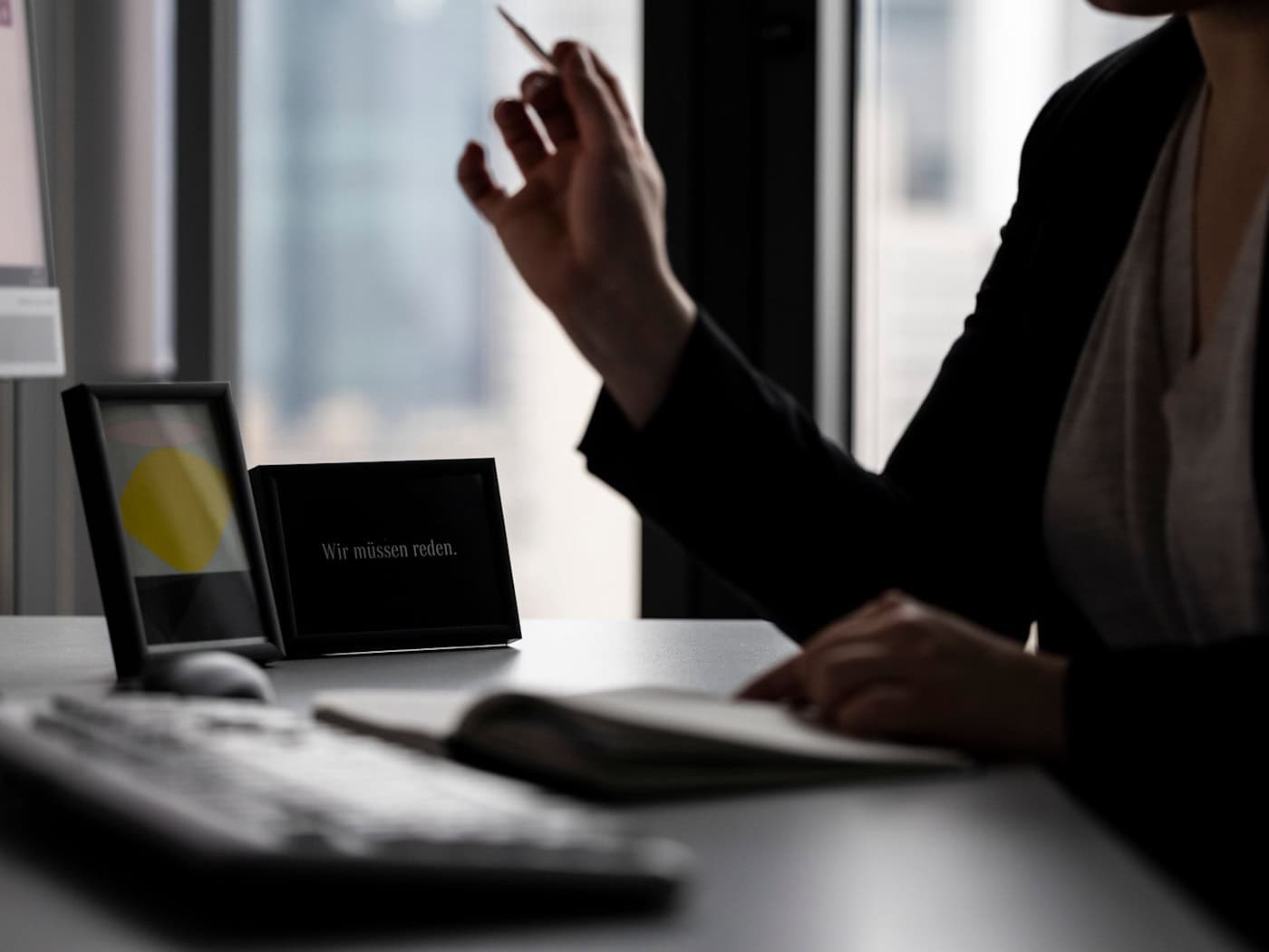 Statistika: Husćišo žony na čole sakskich zarjadow