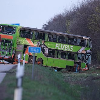 Tödlicher Busunfall auf der A9 bei Leipzig - Prozess beginnt