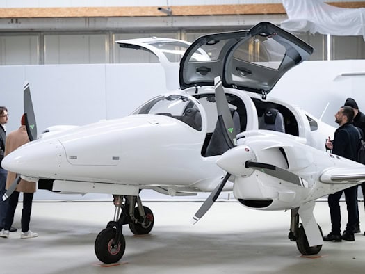 Uni Dresden mit fliegendem Testlabor für Luftfahrtantriebe