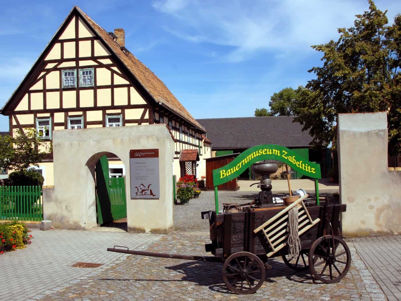 Bauernmuseum Zabeltitz startet mit Familienfest in die Saison