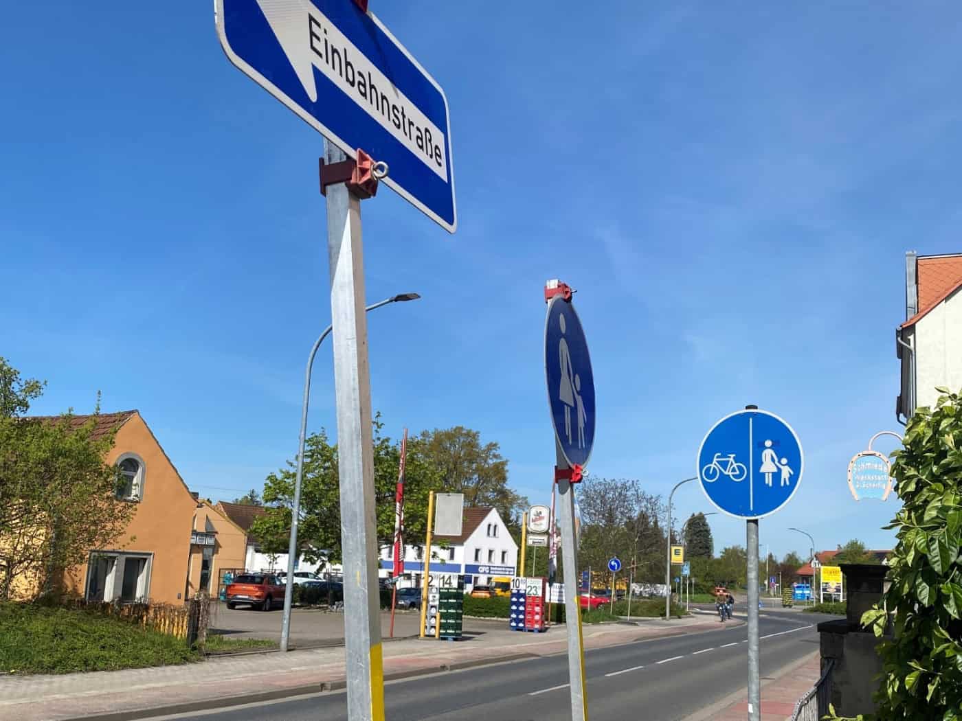 Coswig: Radweg-Sanierung an Dresdner Straße beginnt