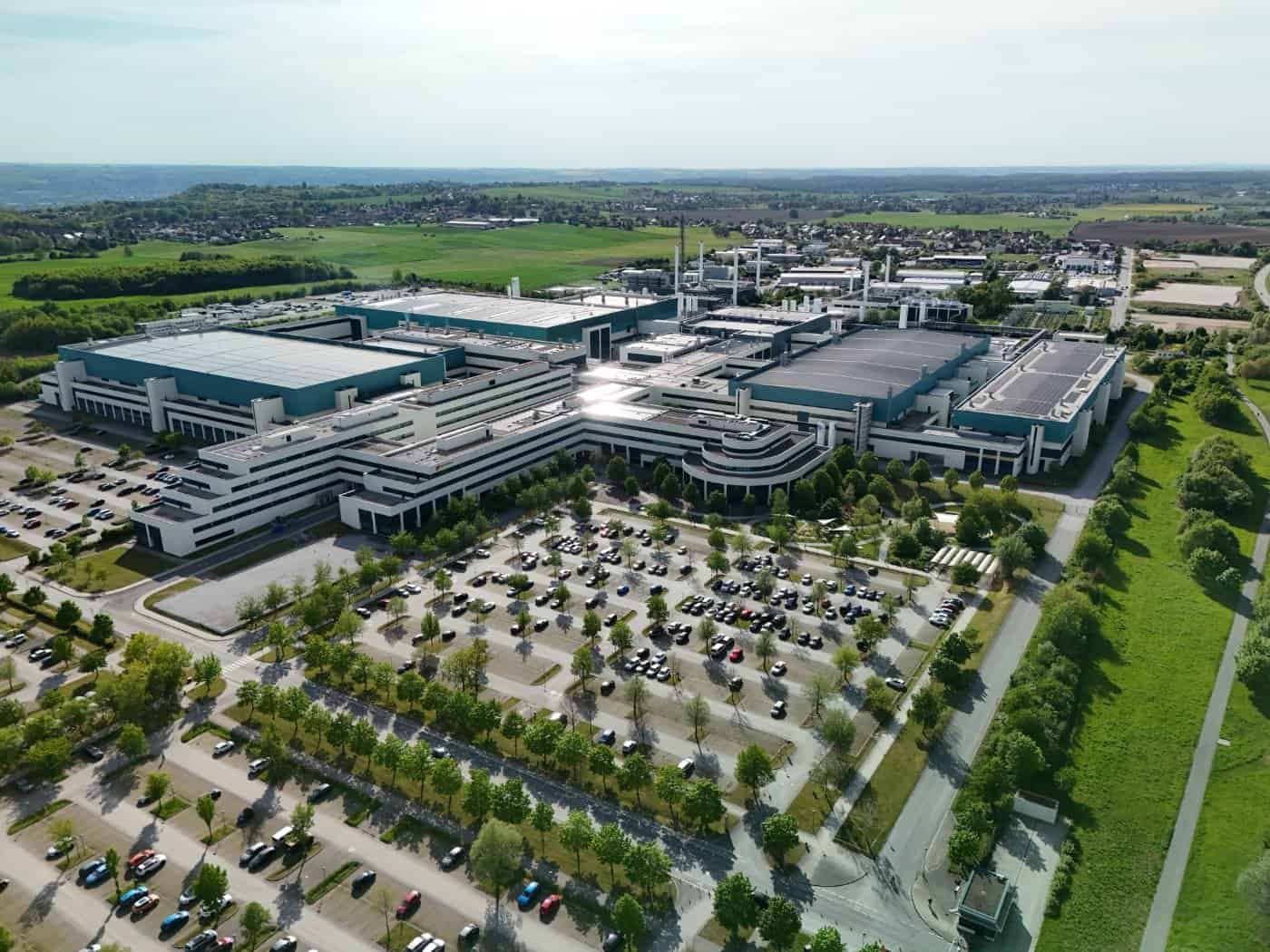 Arbeiten in einer der modernsten Herstellern von Halbleitern in Dresden 
