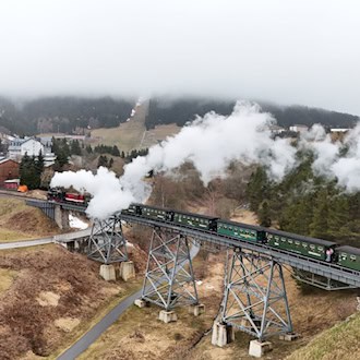 Fichtelbergska železnica jězdźi z wosebitymi ćahami k jutram