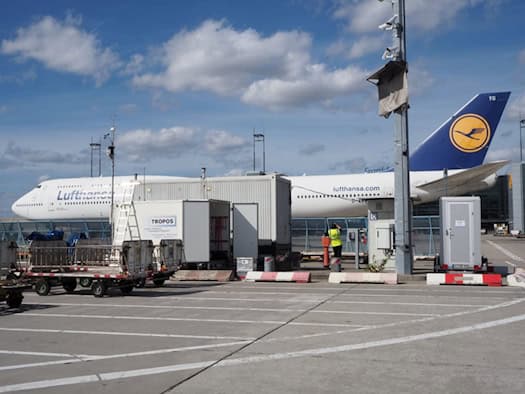 Mitten im Geschehen: Auf dem Vorfeld vor Terminal 2 erfasste das Leipziger TROPOS-Institut die winzigen Partikel direkt dort, wo Triebwerke laufen.