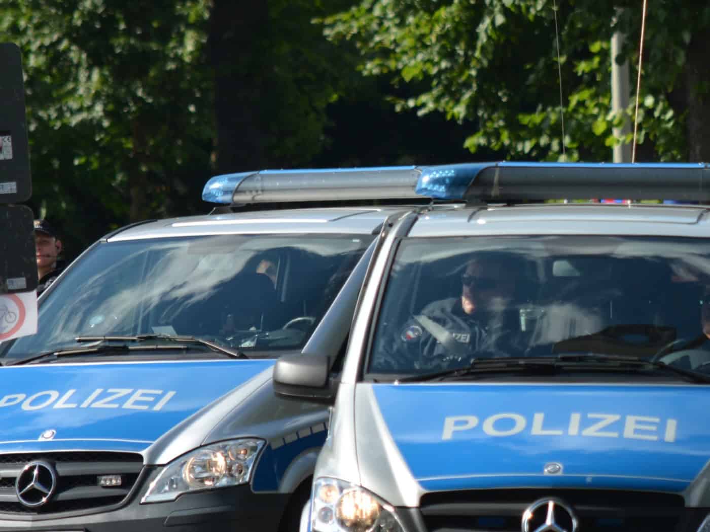 Hexenkessel Neustadt: Dreiste „Shopping-Tour“ und Gewalt-Exzesse halten Polizei in Atem