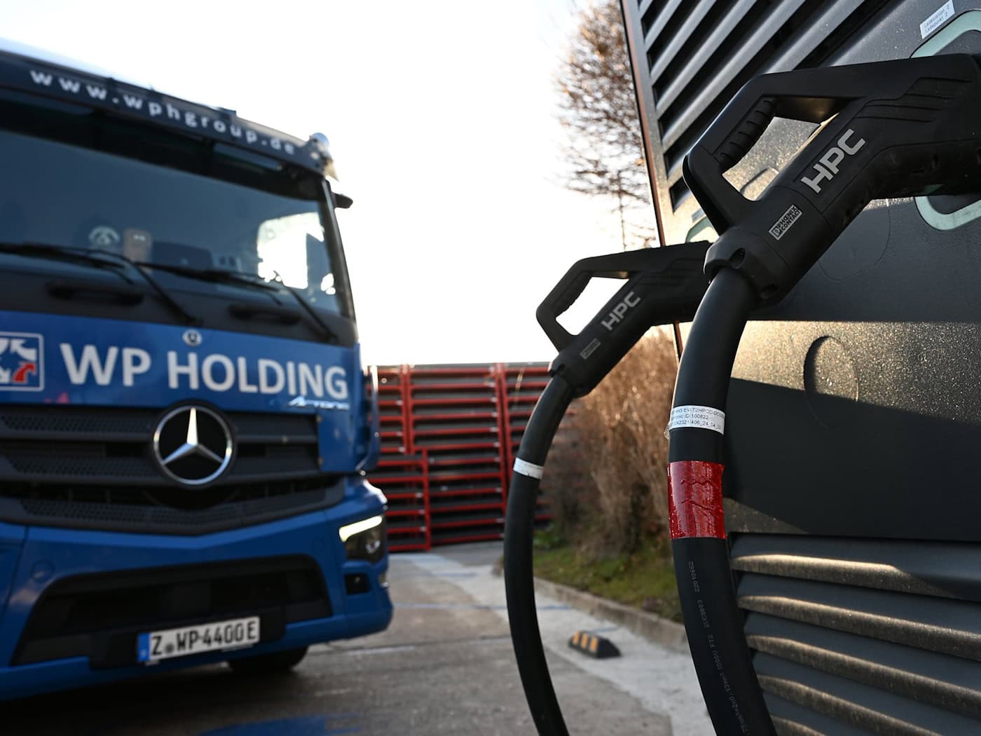 Alto precio del gasóleo: ¿se acerca el gran avance de los camiones eléctricos?