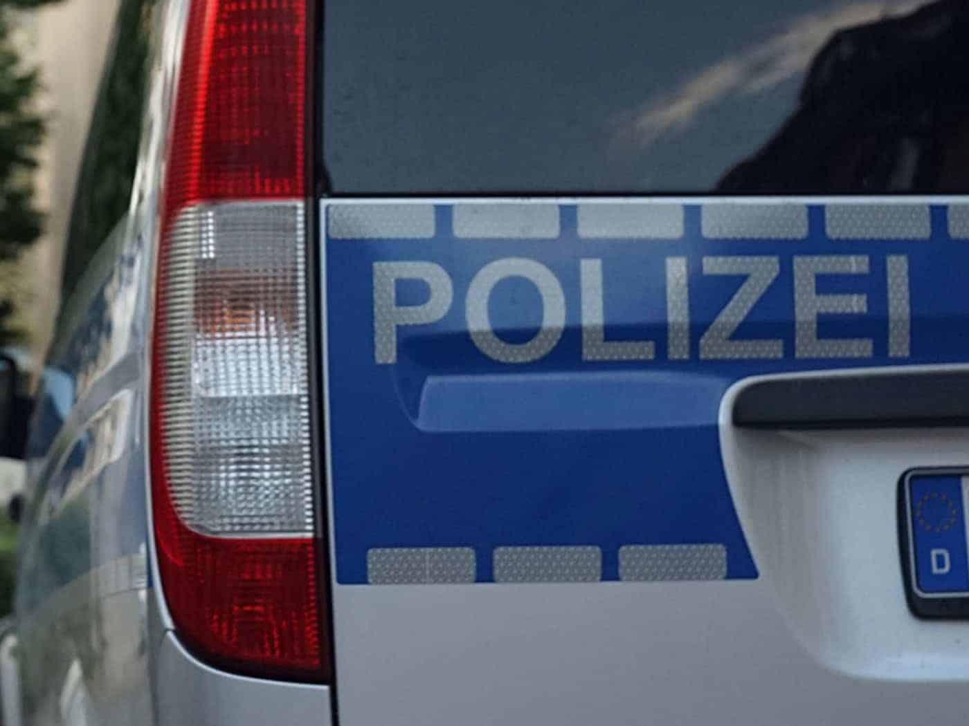 Sexueller Übergriff in Dresdner Straßenbahn: Täter flüchtet