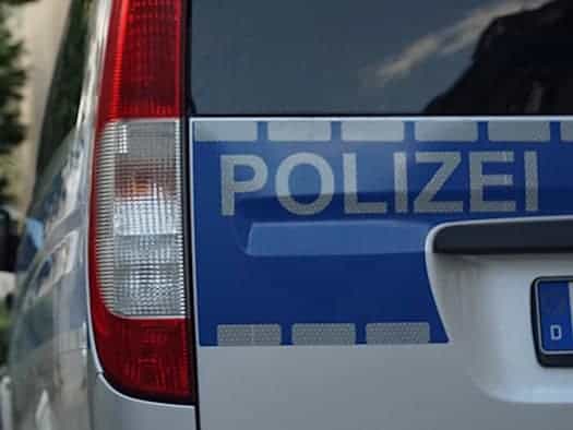Sexueller Übergriff in Dresdner Straßenbahn: Täter flüchtet