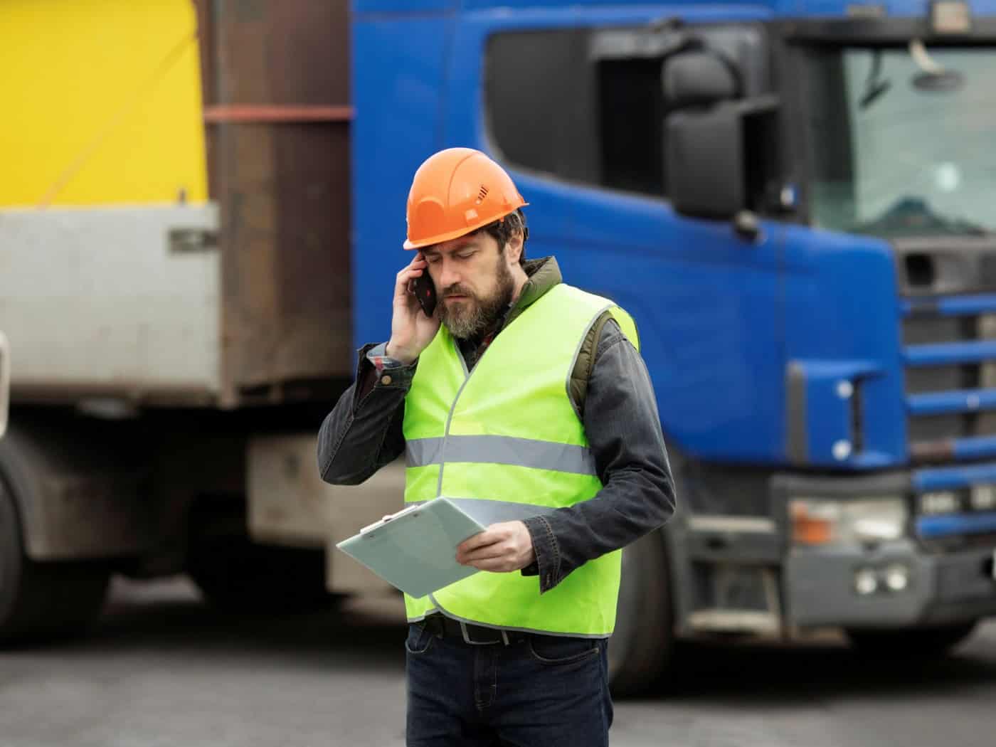 Schwertransporte in Dresden: 39-Meter-Tanks rollen nachts durch die Stadt