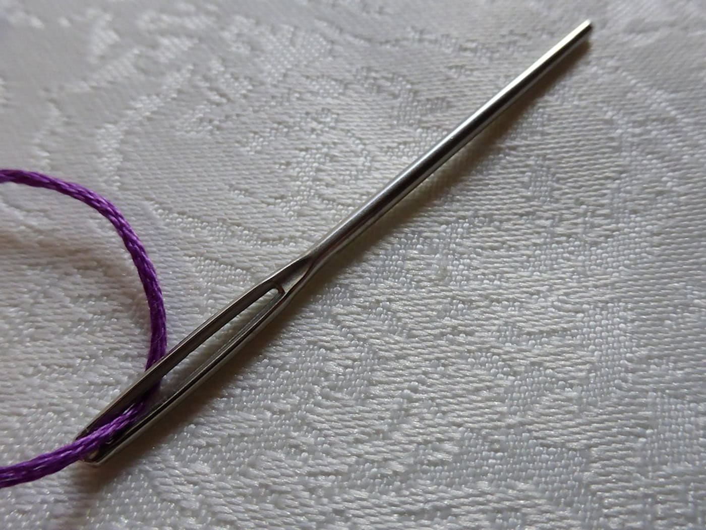 70 Jahre DDR-Fernsehen: Meister Nadelöhr in der Radioausstellung Großenhain