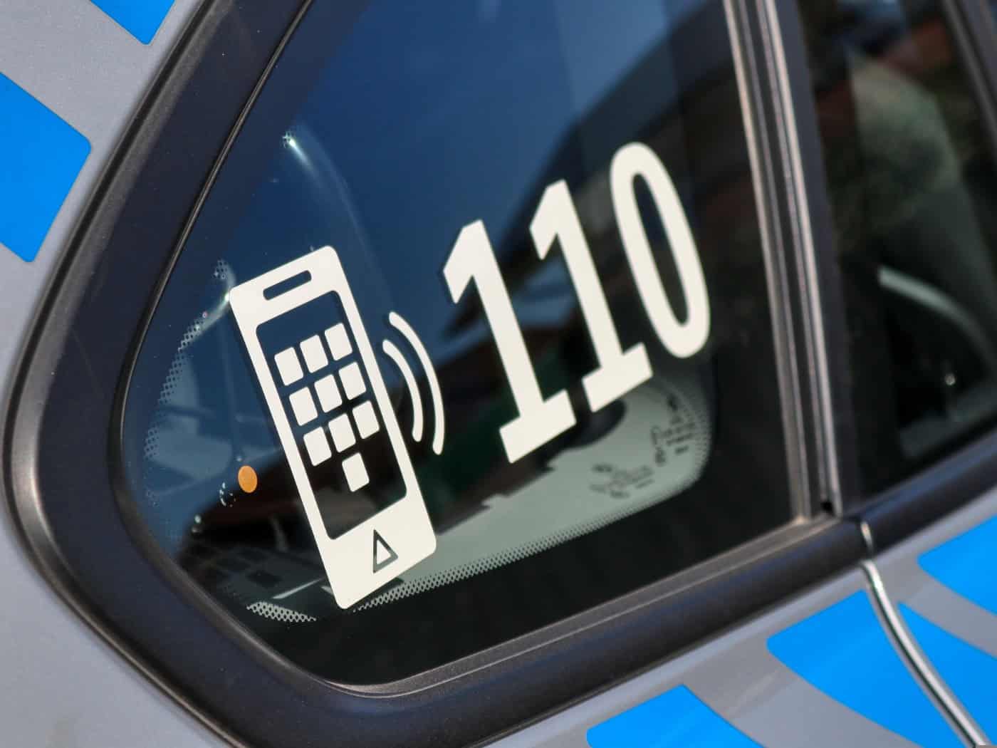 Selbst angezeigt: Mann ruft Polizei – und fliegt mit Drogen auf