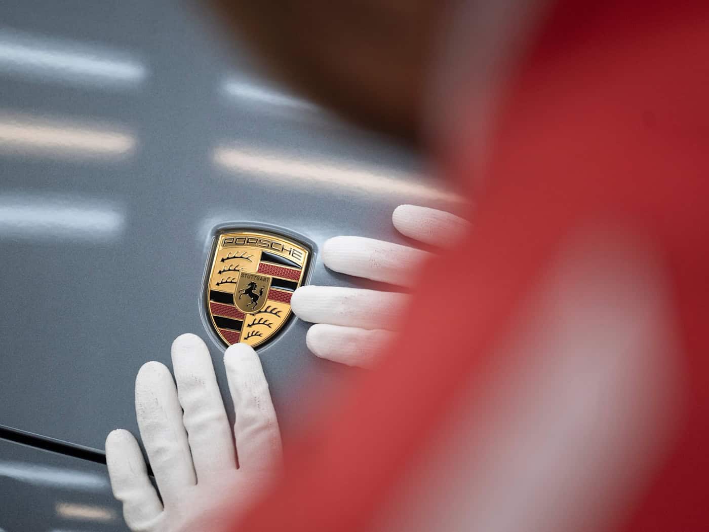Porsche po roce krize ruší prémie pro zaměstnance