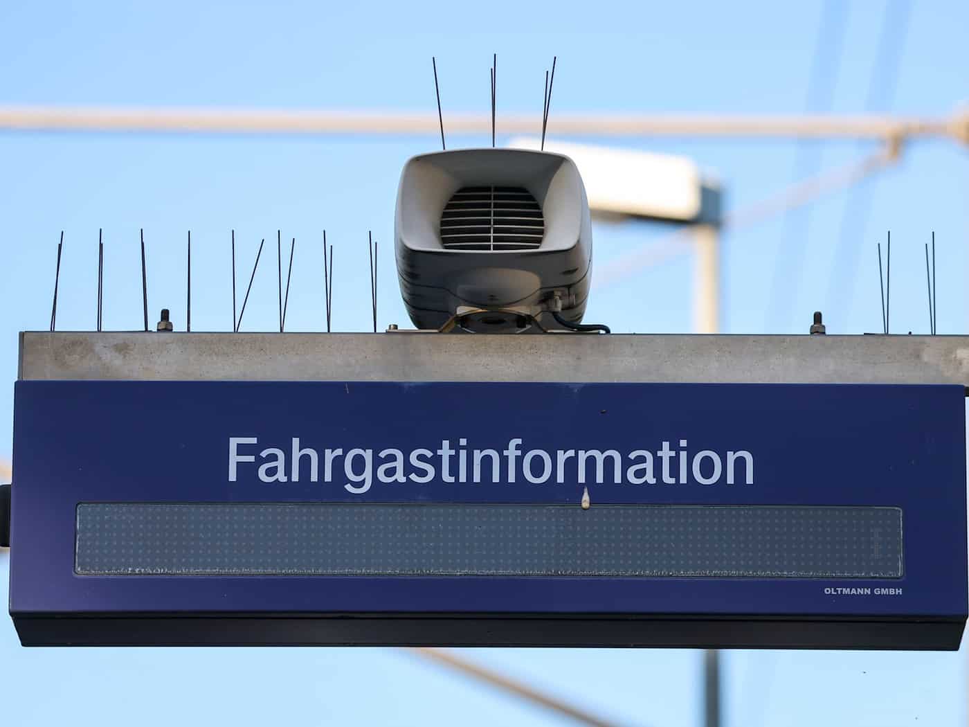 Ostrá kritika nesprávného zobrazování vlaků - Deutsche Bahn plánuje program