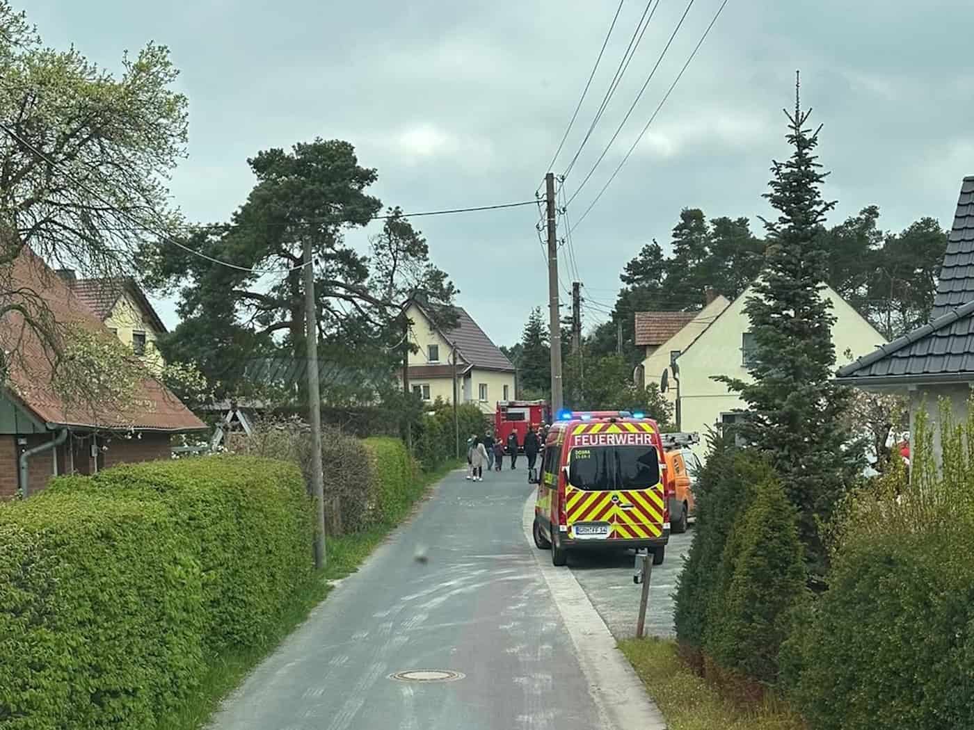 Dachbrand in Würschnitz entpuppt sich als glimpflicher Einsatz