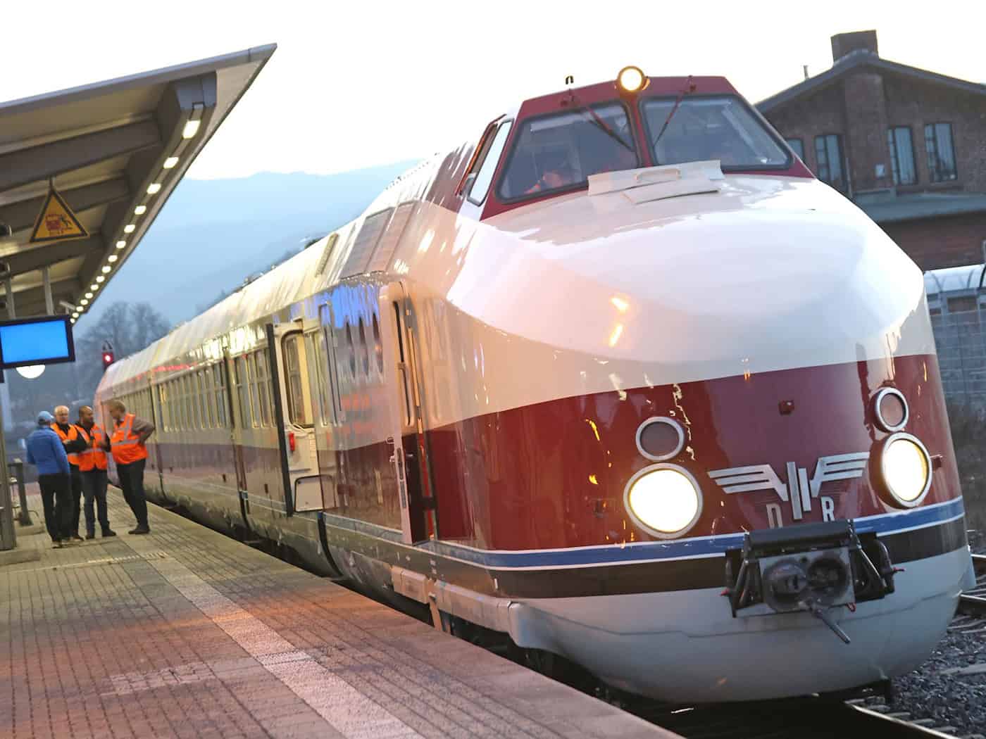 Segunda prueba del tren restaurado de la RDA