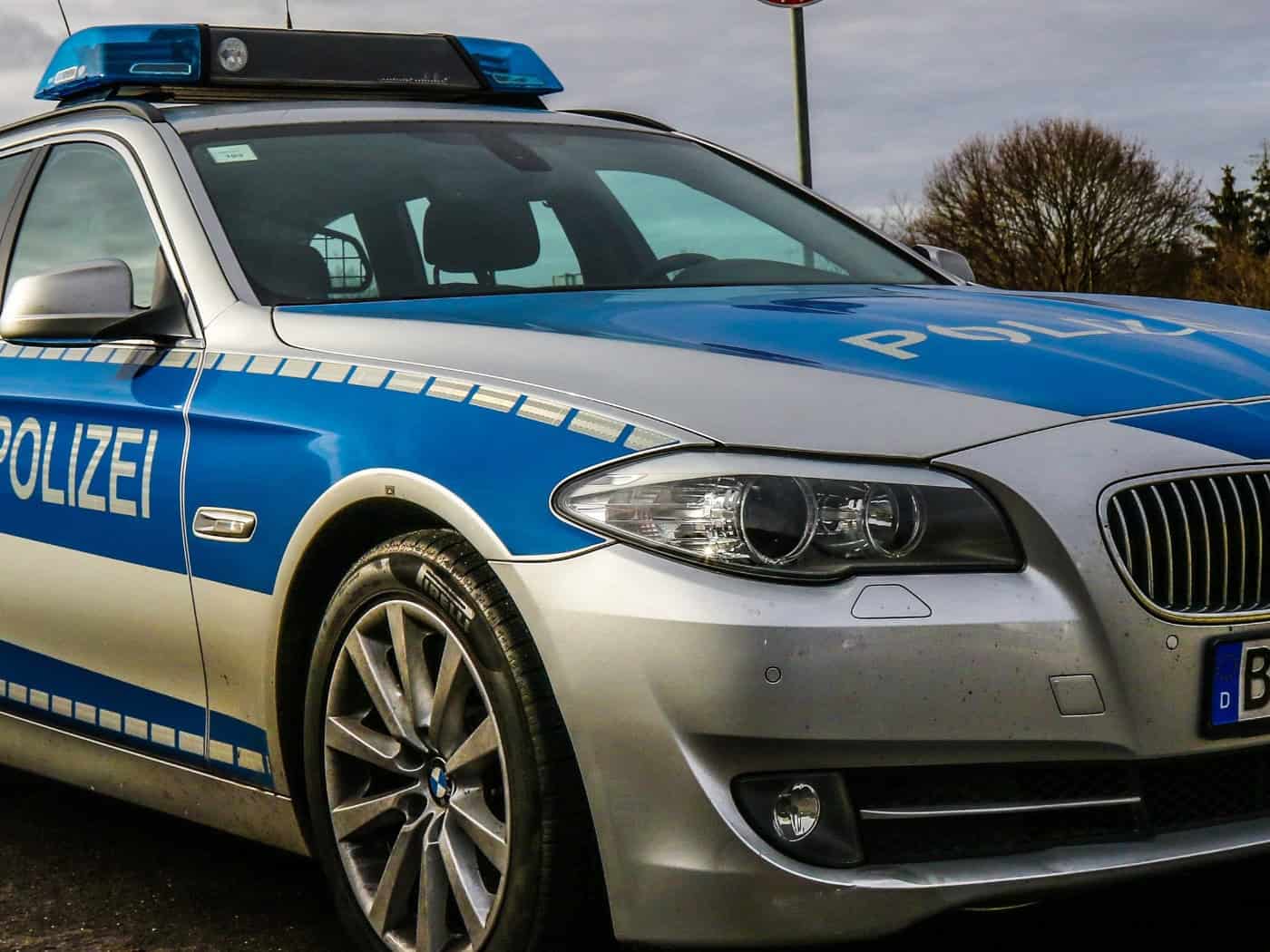 Gewalt statt Fahrschein: Doppelte Eskalation gegen Sicherheitskräfte in Dresden
