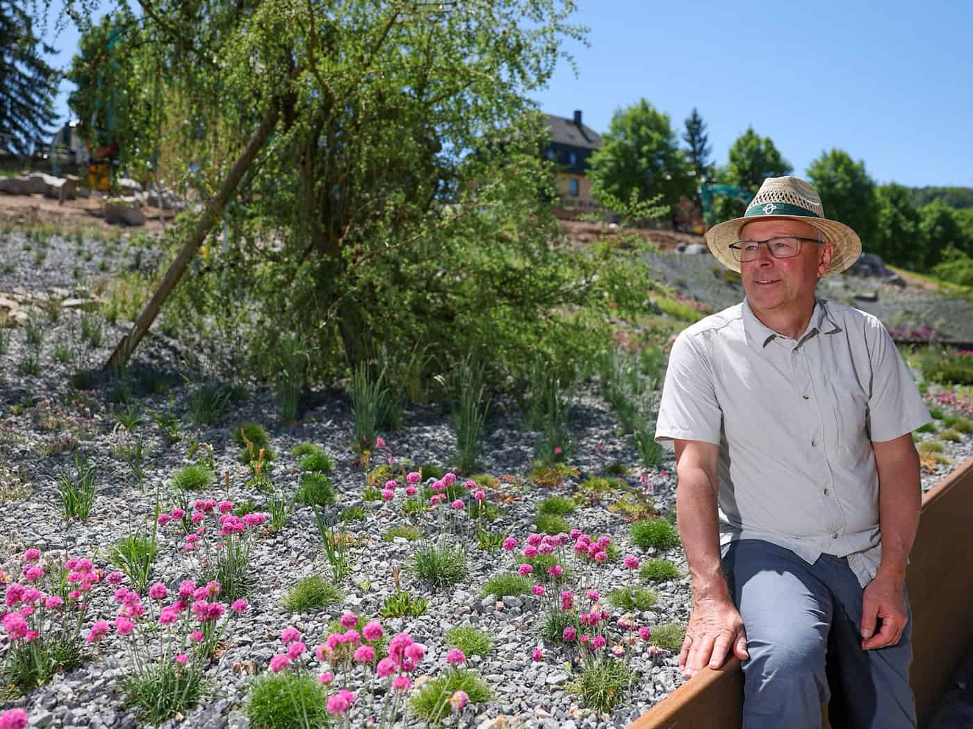 Genussweg und Hügelgärten: Kurpark wird zum Blumenparadies