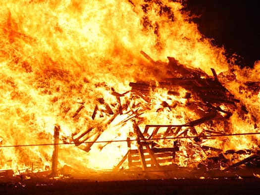 Hexenfeuer