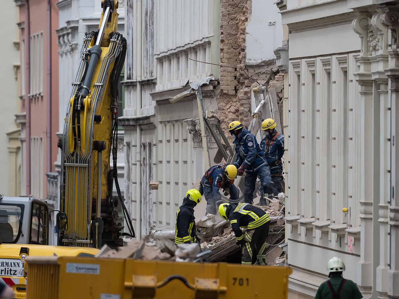 Frauenleiche nach Hauseinsturz in Görlitz gefunden