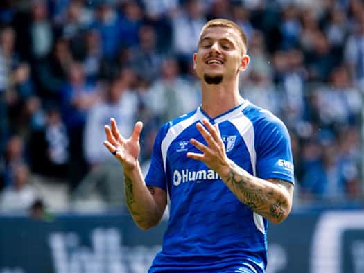 Magdeburg podpěruje Zukowski při hońtwje za Kanone