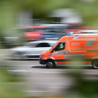 Mehrere Motorradfahrer bei Unfällen schwer verletzt