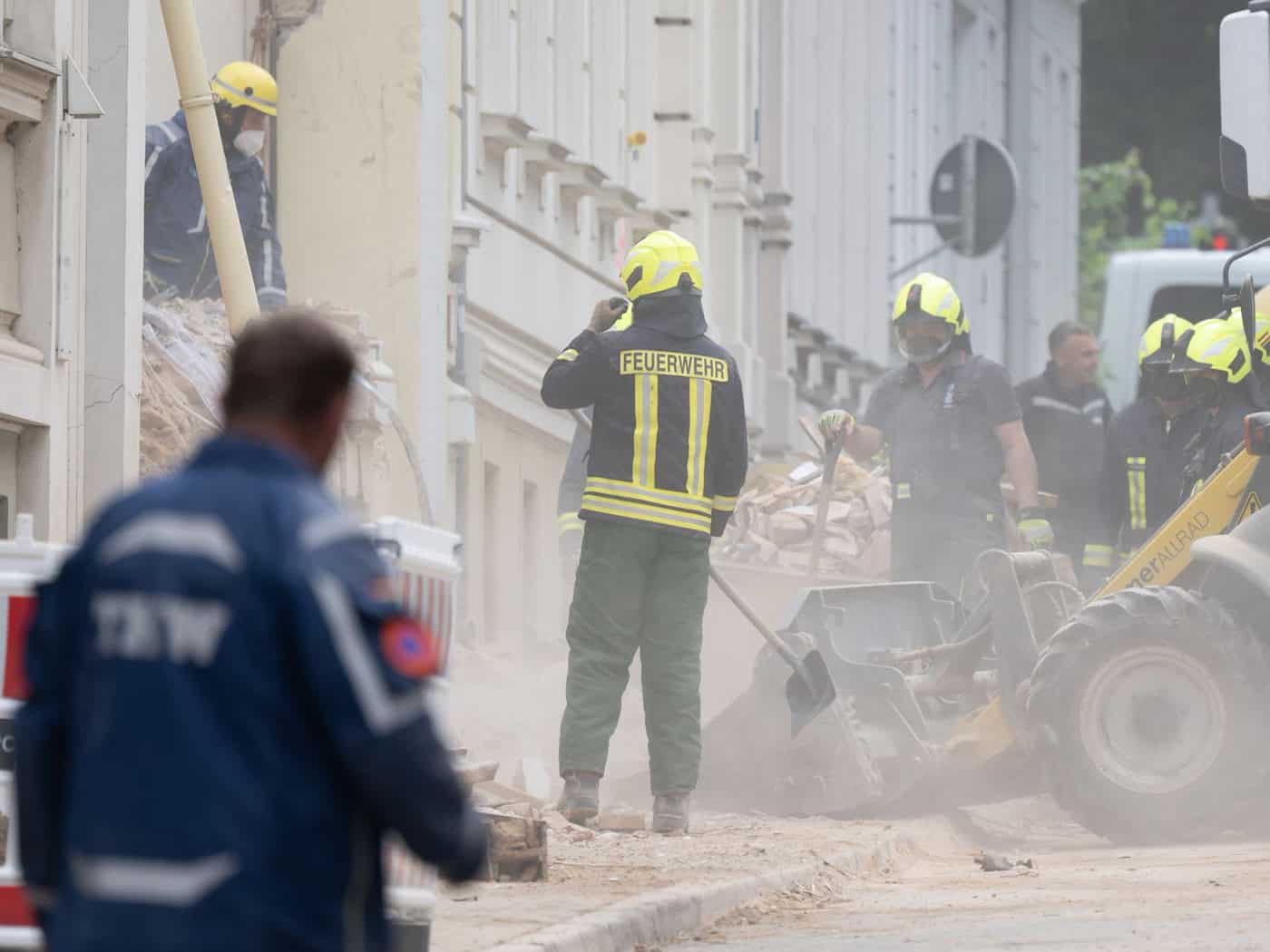 Nach Hauseinsturz: Stadtwerke arbeiten an Gasversorgung