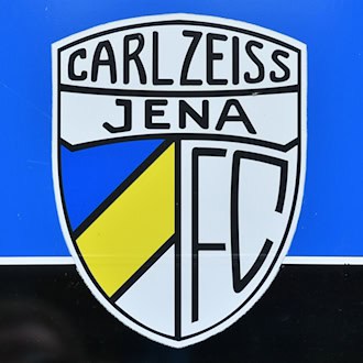 Niederlage gegen Freiburg: Jenas Fußball-Frauen steigen ab
