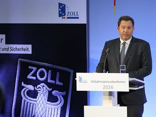 Záplava balíků a nelegální zaměstnávání - posílení celních orgánů