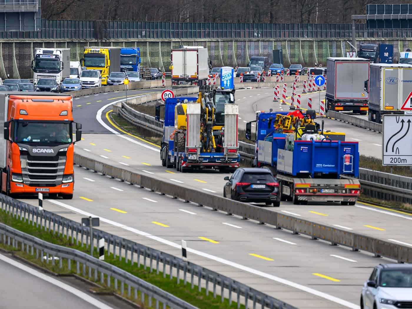 Risk of traffic jams at Whitsun: bottlenecks on Saxony's freeways