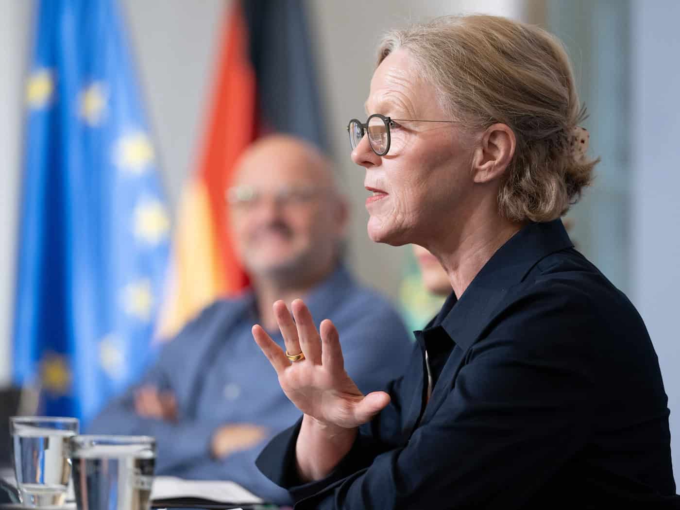 50 million euros for Saxony's roads, railways, and bike paths
