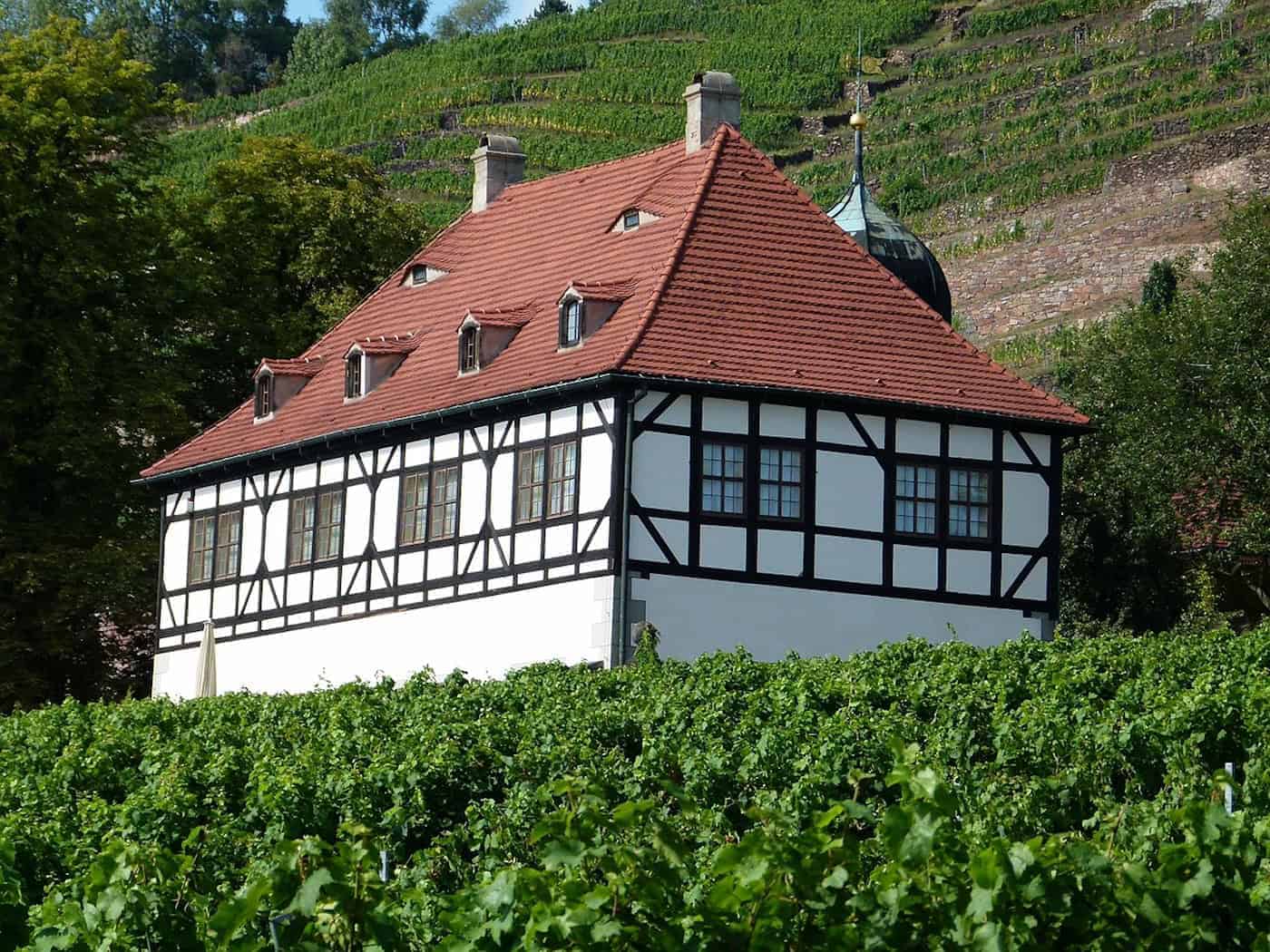 Winzerstraße in Radebeul nach Bauarbeiten wieder vollständig freigegeben