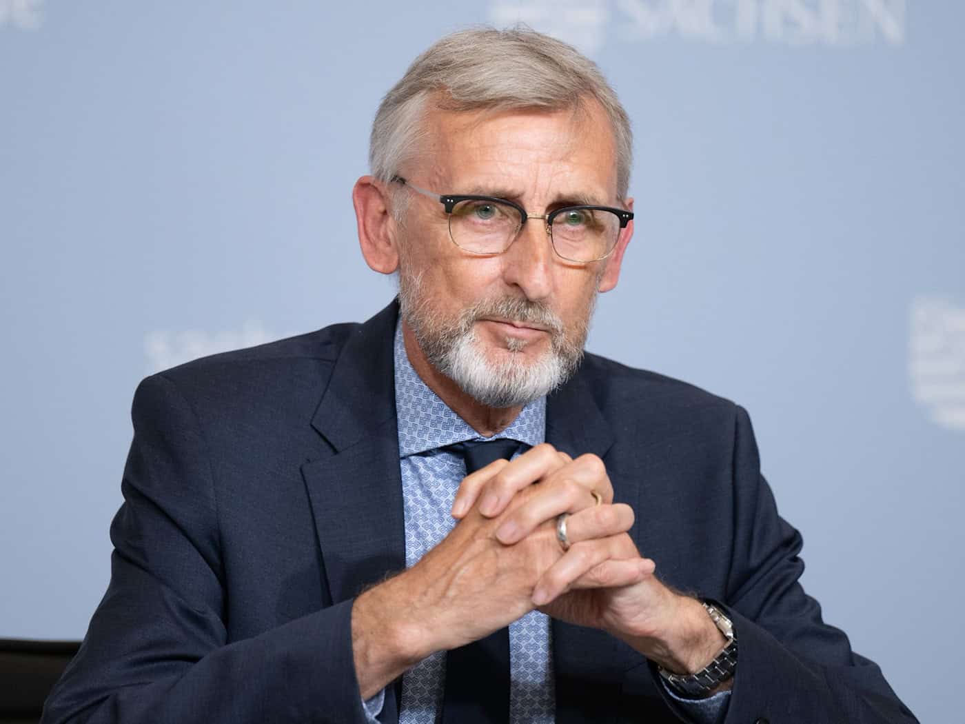 Nutřkowny minister: Mjezynarodne krizy zesylnja ekstremizm