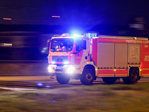 Kellerbrand in Leipzig mit zwei Verletzten - Kripo ermittelt