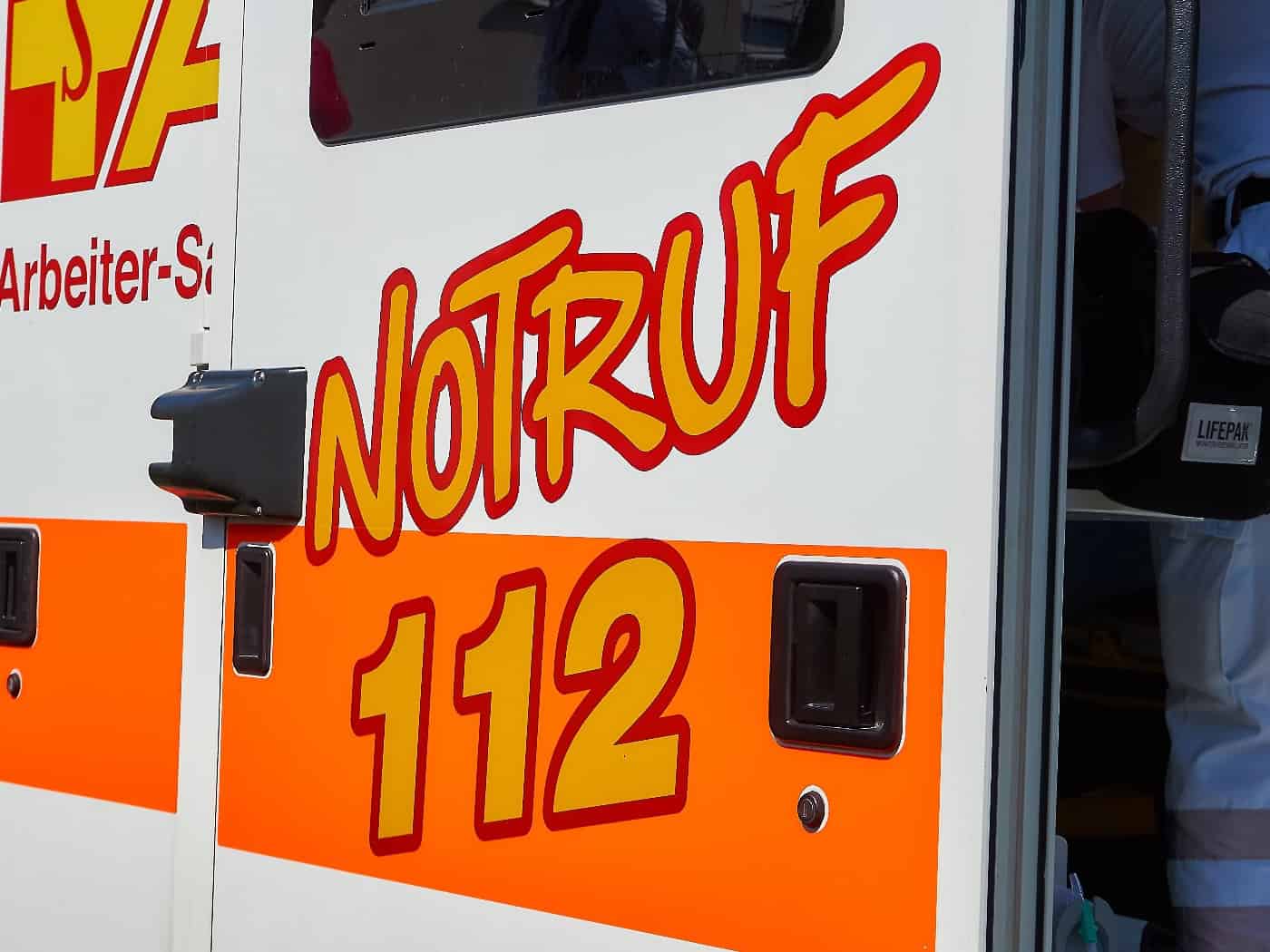 Pkw kollidiert mit Kind in Cunewalde: Neunjähriger schwer verletzt