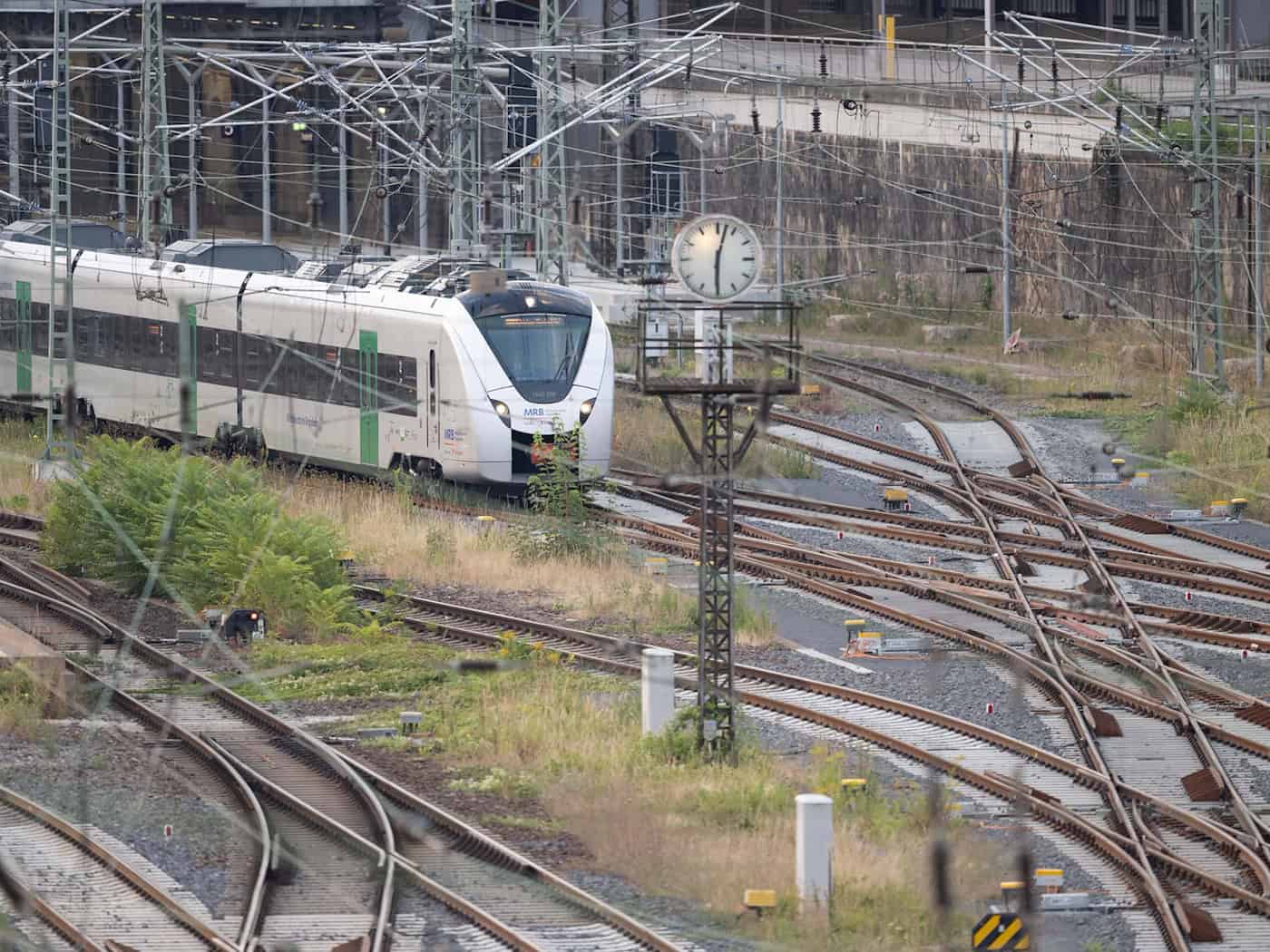 S-Bahn Accident: 53-Year-Old Man Apparently Fell onto the Tracks While Drunk