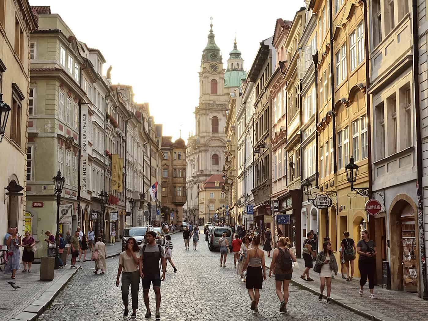 Prag: Immer mehr Autos, immer weniger Platz auf den Straßen