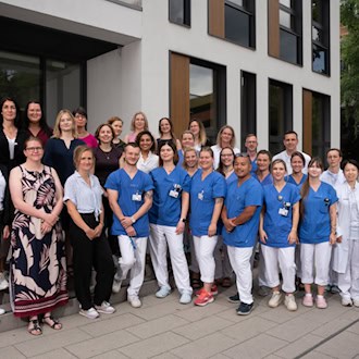 They test new cancer therapies - as early and as safely as possible: the team of the Early Clinical Trial Unit at the NCT/UCC Dresden.