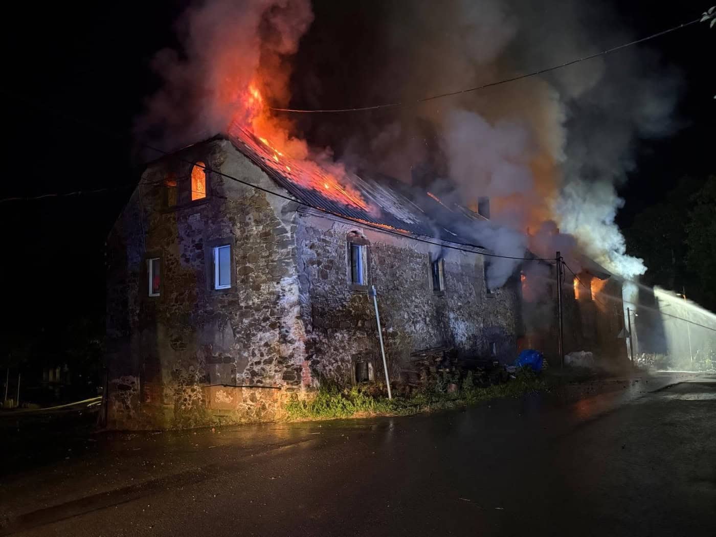 Scheunenbrand in Reinsberg beschäftigt Einsatzkräfte