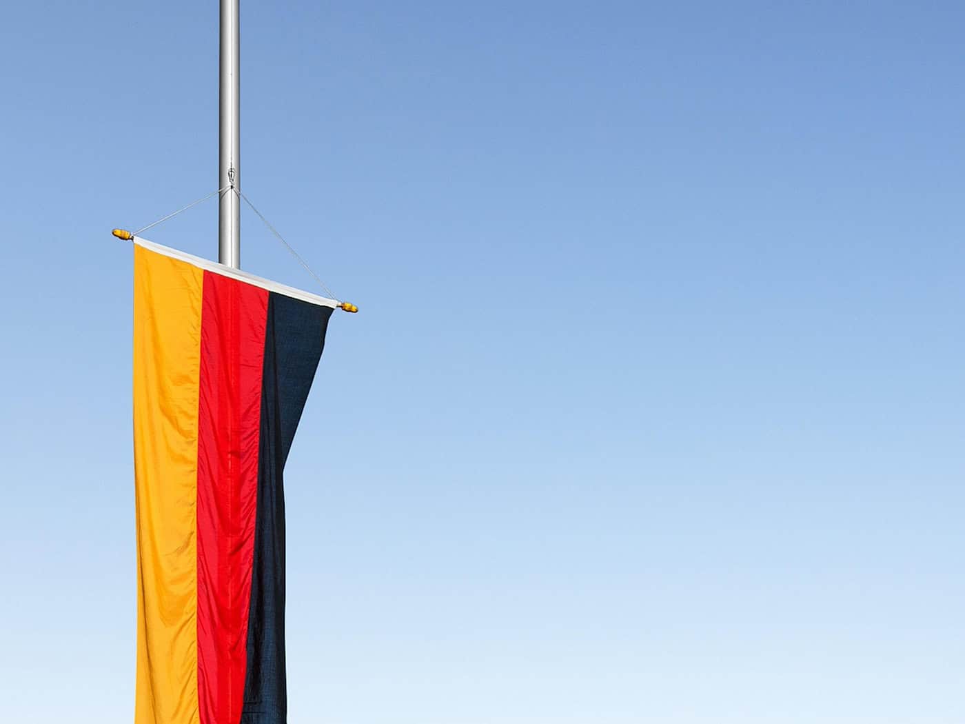 Sachsen setzt Trauerbeflaggung zum Gedenken