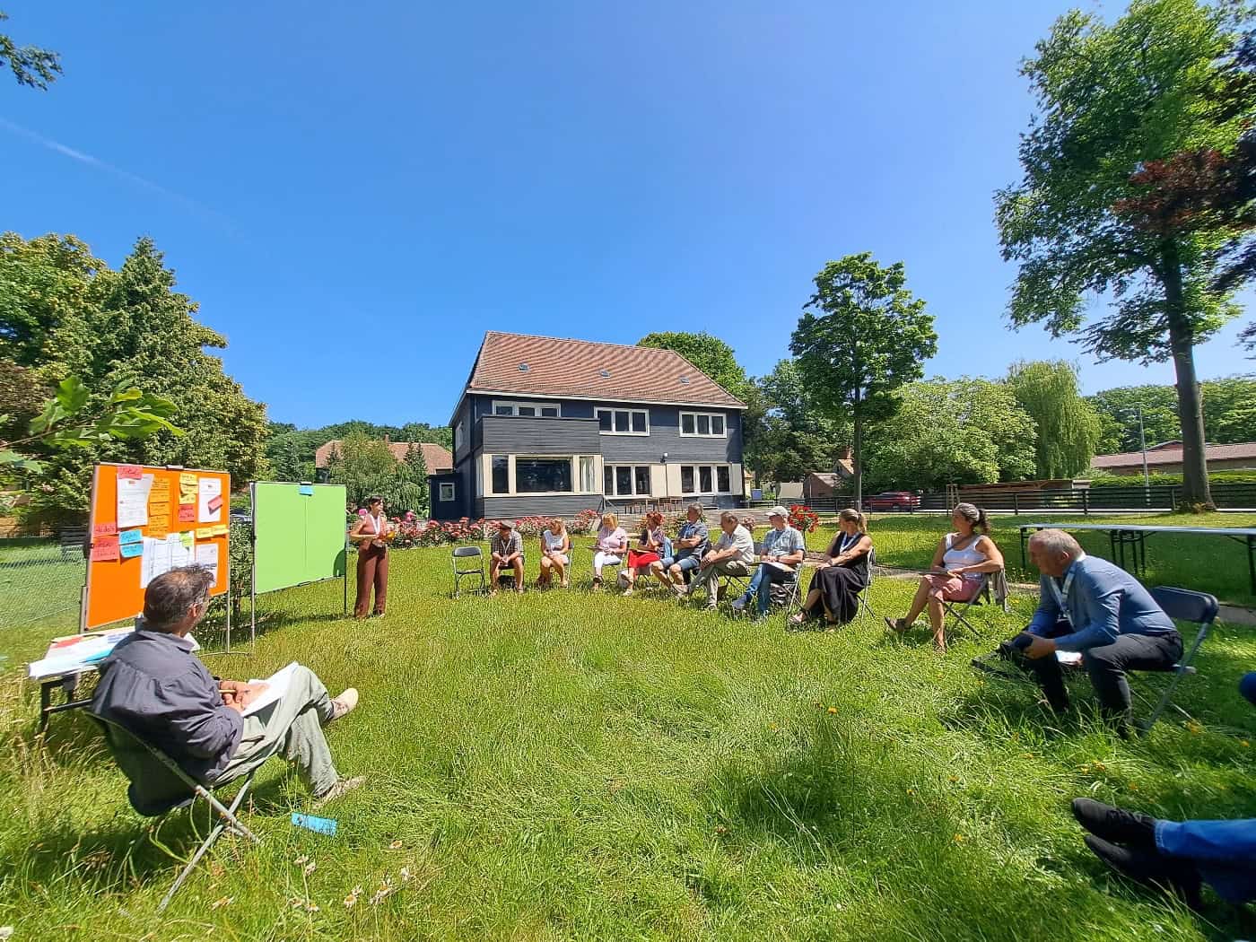 Zeichenkurs im Konrad-Wachsmann-Haus: Kreativ sein in Niesky