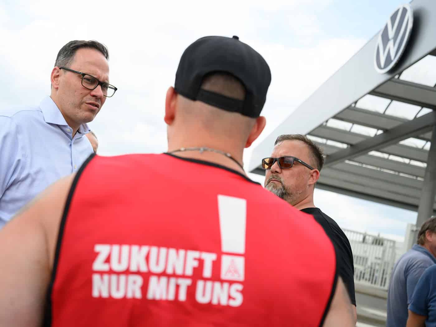 Panter: Zvýšit cla na čínskou účast ve Zwickau
